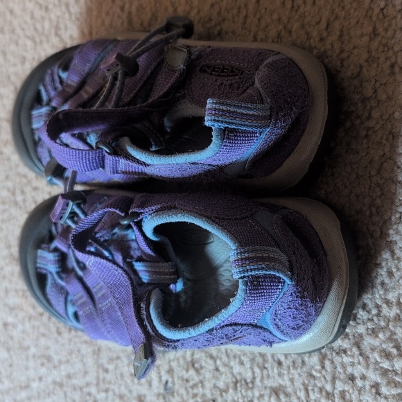 Keens Purple Sandals Size Girls 1 - Picture 6 of 10